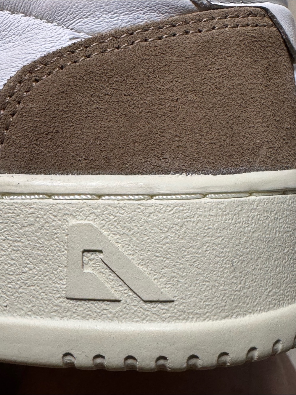 Autry Medalist Low White Taupe Leather Suede Retro Sneakers EU 38 US 8 - Picture 8 of 11